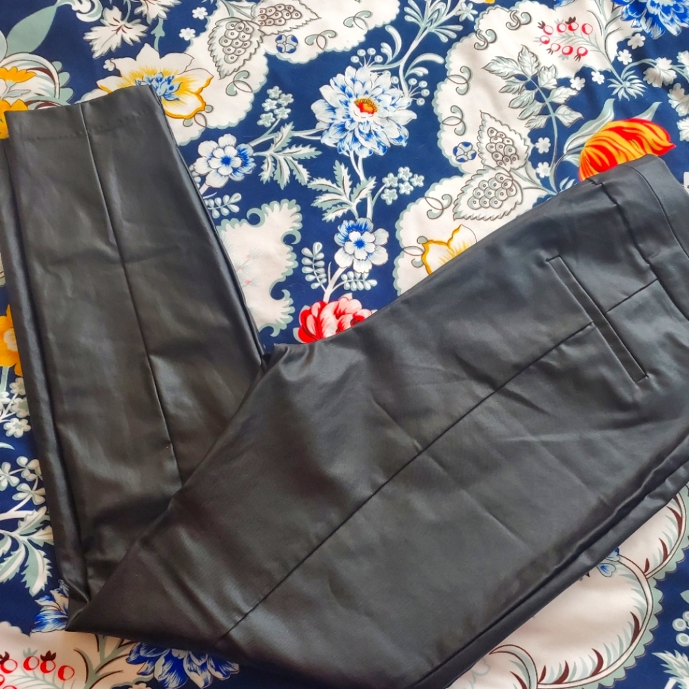 NWT NY&Co faux leather leggings